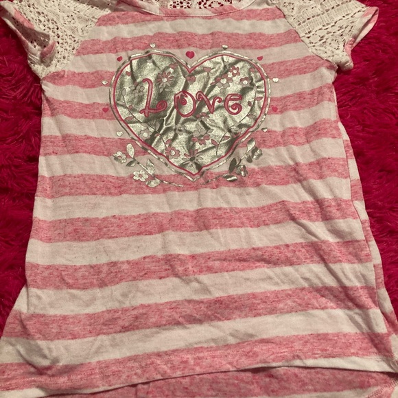 3 Bundle Girl’s Size 6/6X Short Sleeve Shirts - Picture 2 of 16